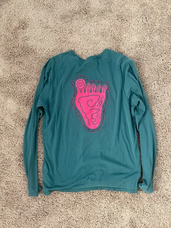 Janji Women’s Large Circa Daily Teal Long-Sleeve Tee with Pink Graphic - Picture 2 of 3